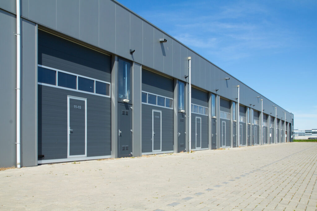 Portoni industriali per capannoni, magazzini, centri logistici