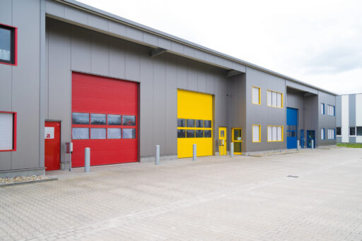 Portoni industriali per capannoni, magazzini, centri logistici