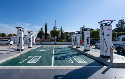 Colonnine ricarica veicoli elettrici Ionity