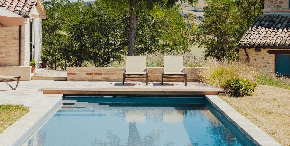 Archweb cover swimming pool photos