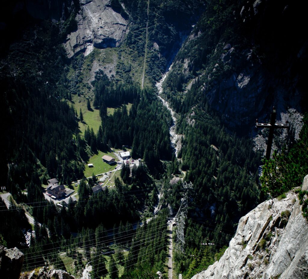 Foto paesaggio di montagna