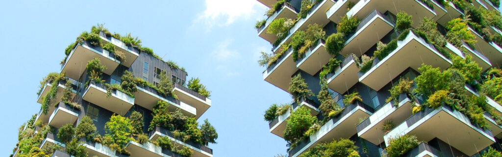 Photo Boeri vertical forest in Milan, Italy
