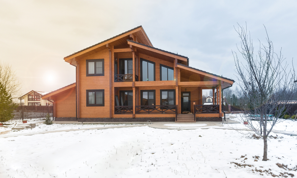 Prefabricated wooden houses: Pineca
