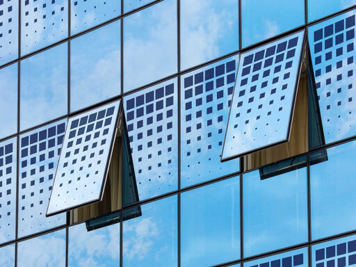 Article cover image "Photovoltaic windows"