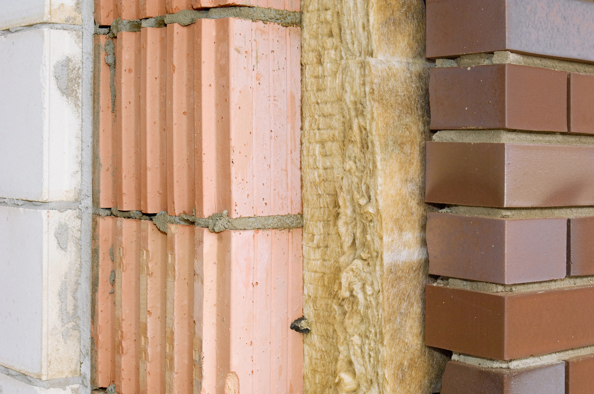 Materiali isolanti per l'isolamento termico dell'edificio-Stratigrafia parete verticale con isolante