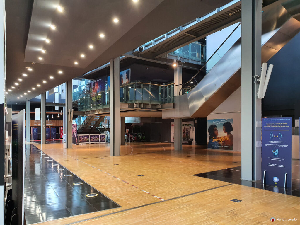 UCI Cinemas Porta di Roma, hall d'ingresso