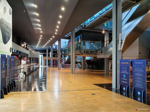 UCI Cinemas Porta di Roma, hall d'ingresso