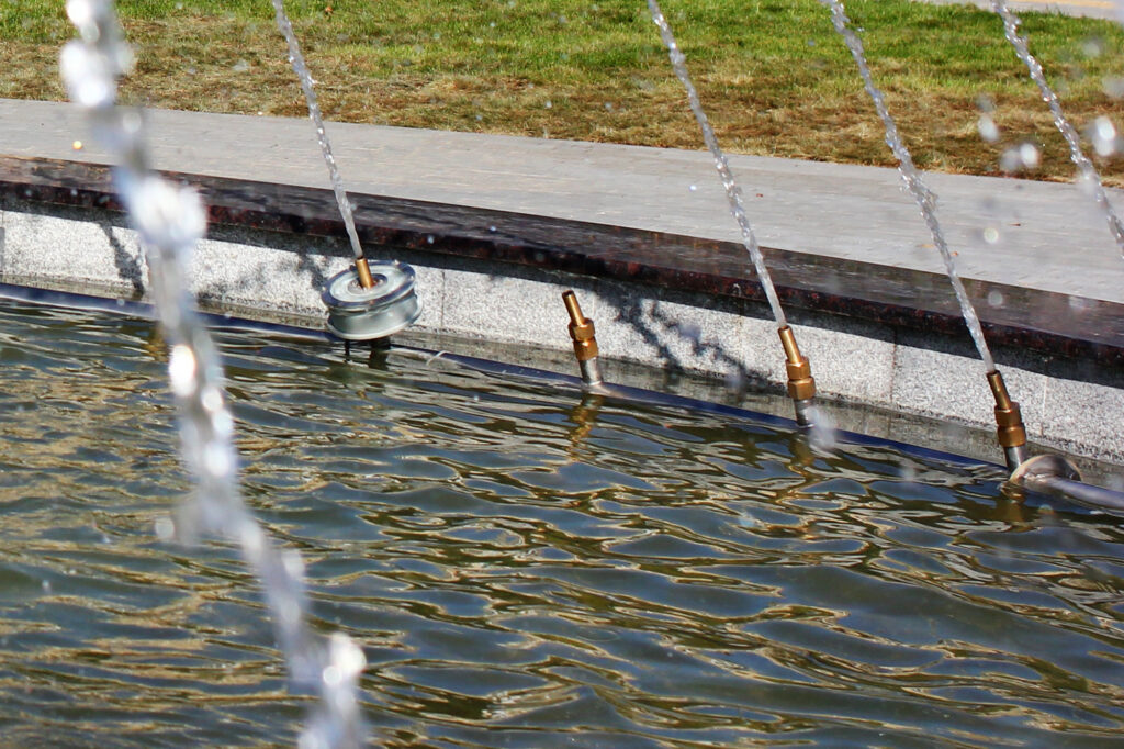 Ugelli per getti d'acqua in fontana urbana
