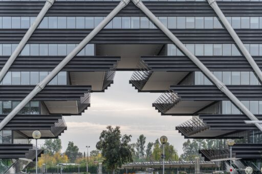 Edificio uffici Esso a Roma-Magliana di Julio Lafuente