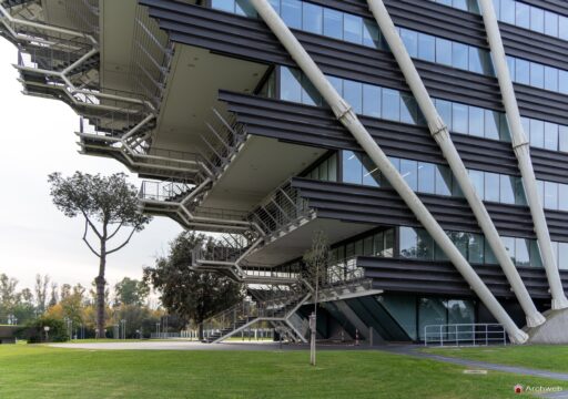 Edificio uffici Esso a Roma-Magliana di Julio Lafuente
