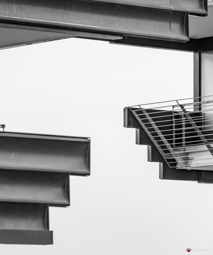 Edificio uffici Esso a Roma-Magliana di Julio Lafuente