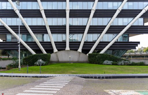 Edificio uffici Esso a Roma-Magliana di Julio Lafuente
