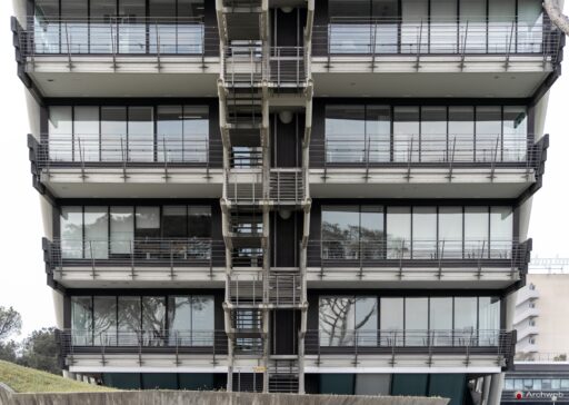 Edificio uffici Esso a Roma-Magliana di Julio Lafuente