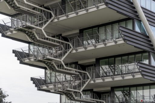 Edificio uffici Esso a Roma-Magliana di Julio Lafuente