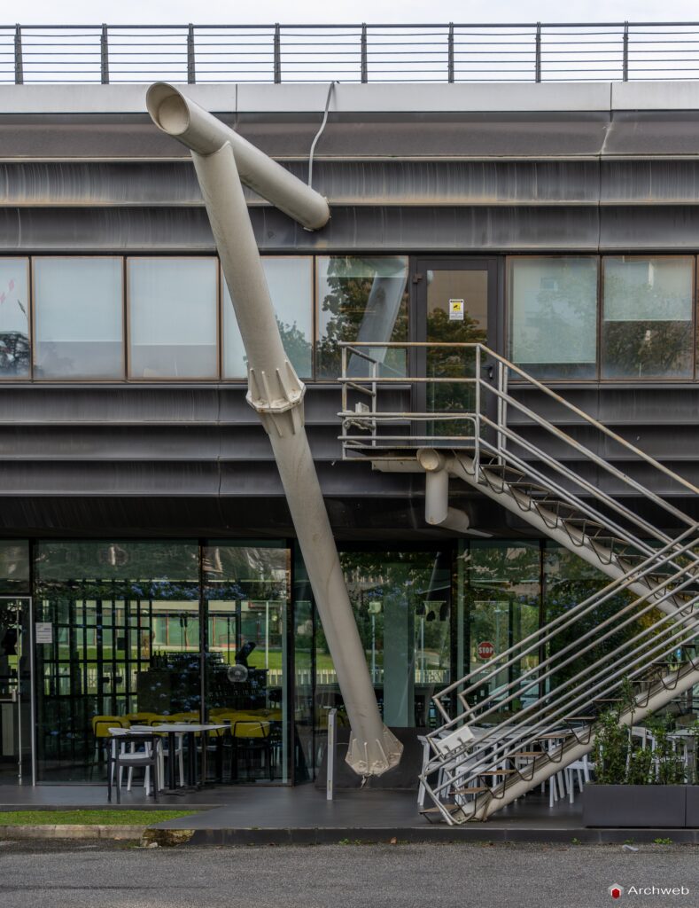 Edificio uffici Esso a Roma-Magliana di Julio Lafuente