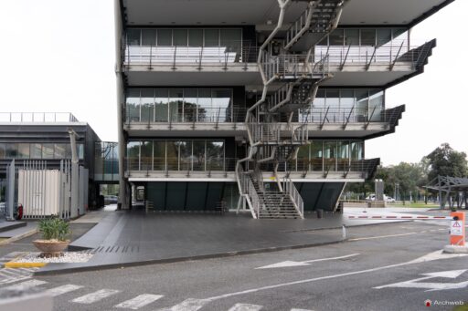 Edificio uffici Esso a Roma-Magliana di Julio Lafuente