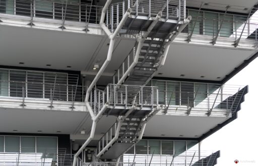 Edificio uffici Esso a Roma-Magliana di Julio Lafuente