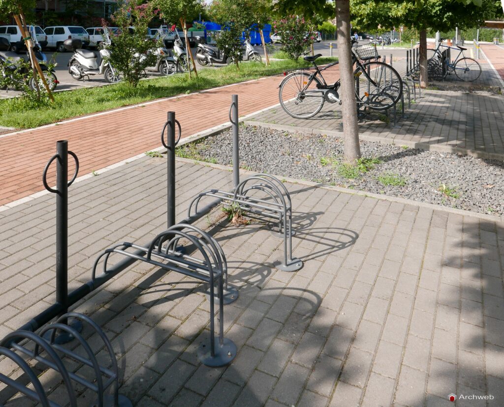 Rastrelliere per il parcheggio delle biciclette