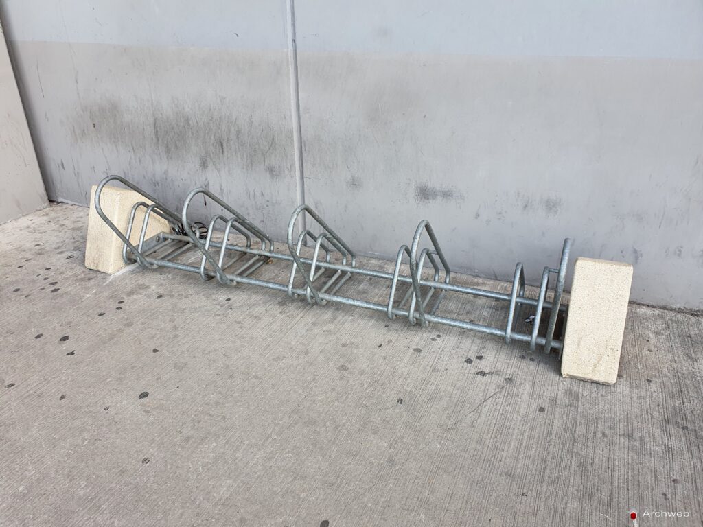 Rastrelliere per il parcheggio delle biciclette