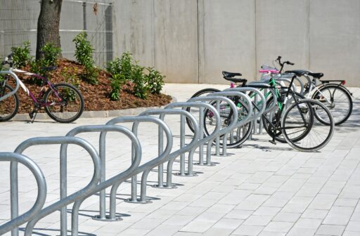 Rastrelliere per il parcheggio delle biciclette