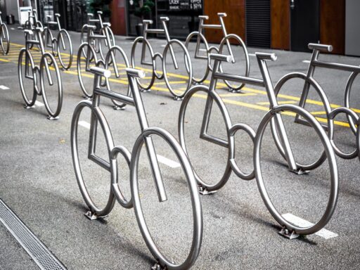 Rastrelliere per il parcheggio delle biciclette