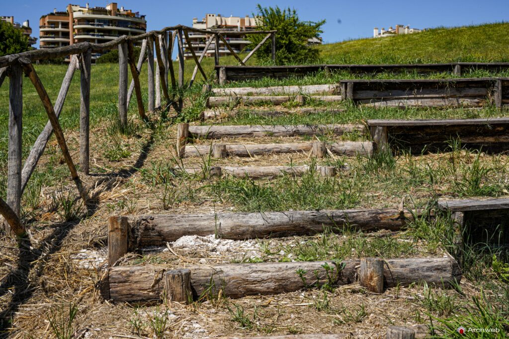 Staccionata in legno a Croce di Sant'Andrea