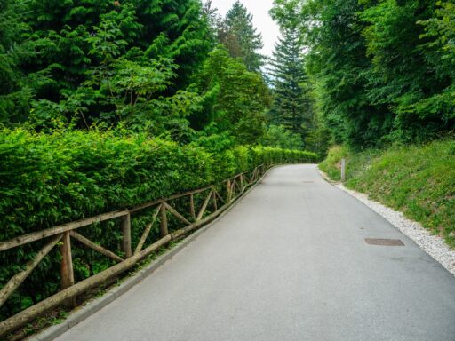 Staccionata in legno a Croce di Sant'Andrea