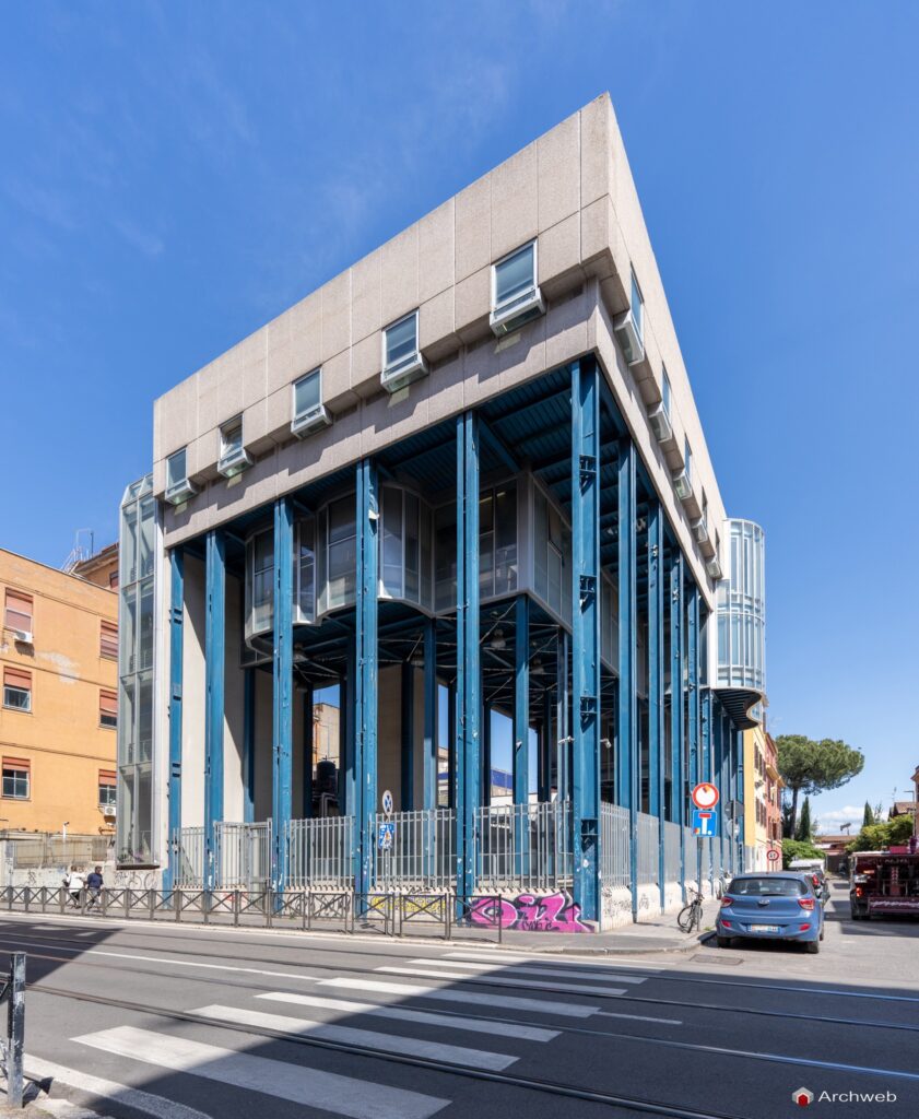 Centro InfoSapienza "Ragno blu".