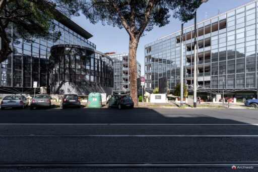 Edificio per uffici in Viale Regina Margherita progetto dell'architetto Venturino Ventura
