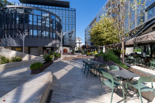 Edificio per uffici in Viale Regina Margherita progetto dell'architetto Venturino Ventura