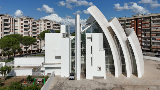 Chiesa di Dio Padre Misericordioso di Richard Meier fotografie con drone