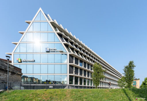 Feltrinelli Porta Volta - Microsoft house a Milano, progetto di Herzog & de Meuron