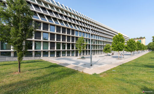 Feltrinelli Porta Volta - Microsoft house a Milano, progetto di Herzog & de Meuron