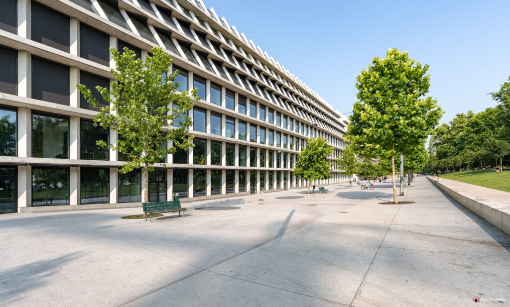 Feltrinelli Porta Volta - Microsoft house a Milano, progetto di Herzog & de Meuron