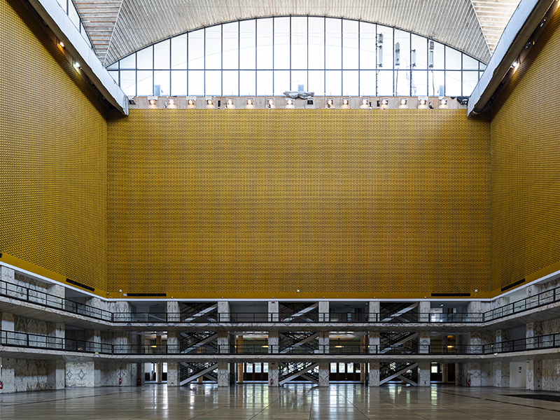 Palazzo dei Congressi di Roma progettato da Adalberto Libera