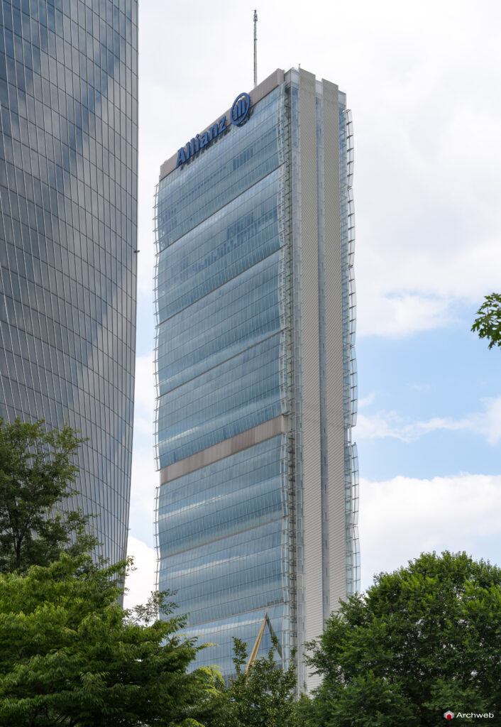 Torre Allianz CityLife a Milano di Arata Isozaki