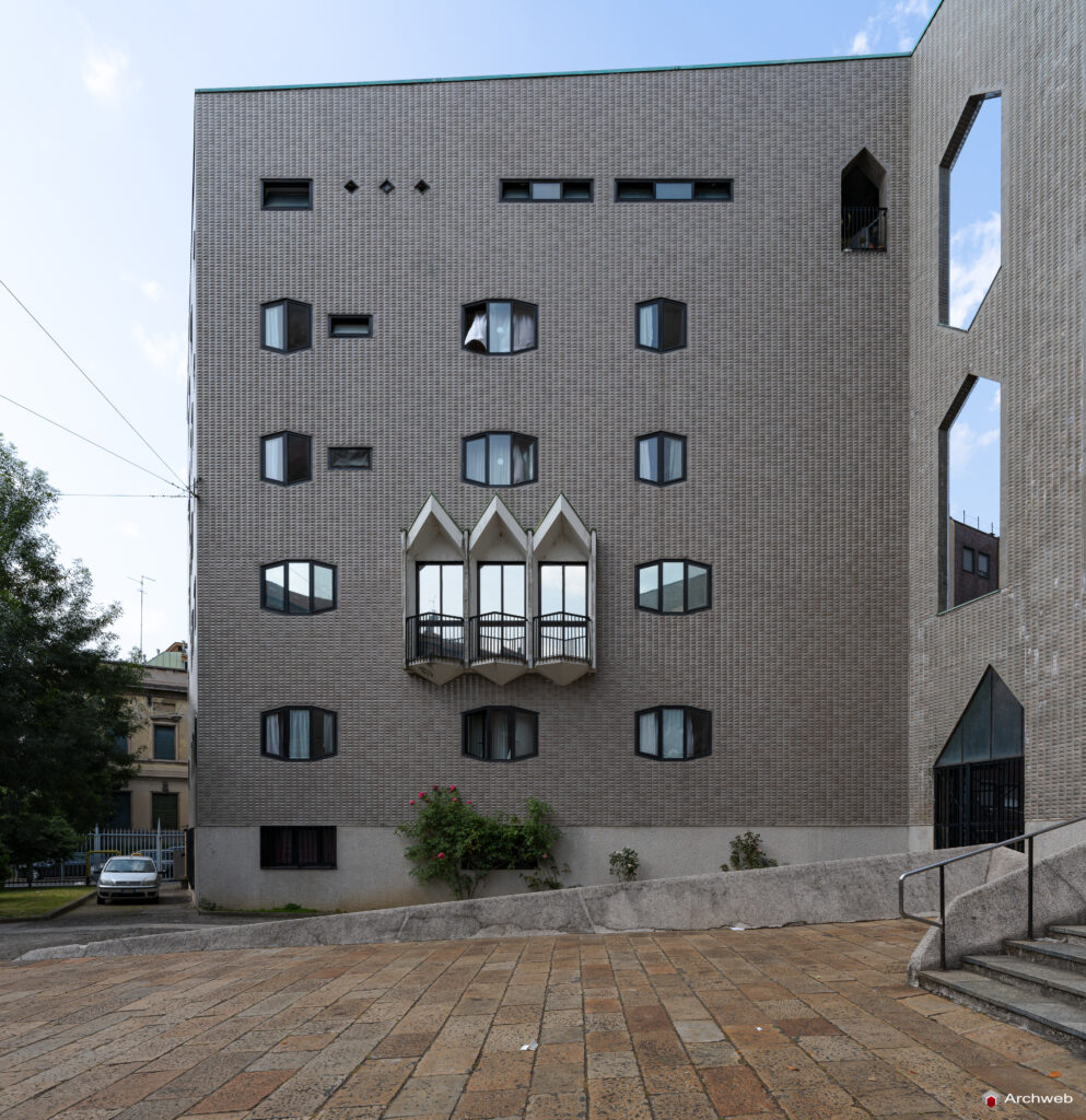 Chiesa di San Francesco d’Assisi al Fopponino a Milano. Fotografie. Progetto di Gio Ponti
