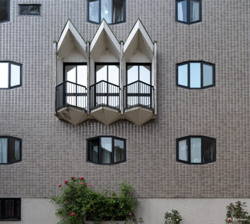 Chiesa di San Francesco d’Assisi al Fopponino a Milano. Fotografie. Progetto di Gio Ponti