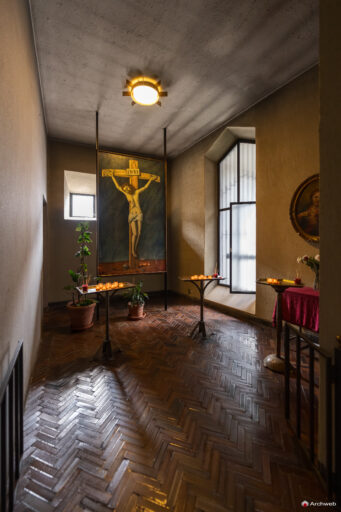 Chiesa di San Francesco d’Assisi al Fopponino a Milano. Fotografie. Progetto di Gio Ponti
