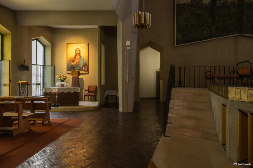 Chiesa di San Francesco d’Assisi al Fopponino a Milano. Fotografie. Progetto di Gio Ponti