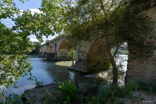 Parco d'affaccio fluviale Oasi di Ponte Milvio. Fotografie Archweb.com