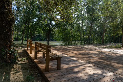 Parco d'affaccio fluviale Oasi di Ponte Milvio. Fotografie Archweb.com