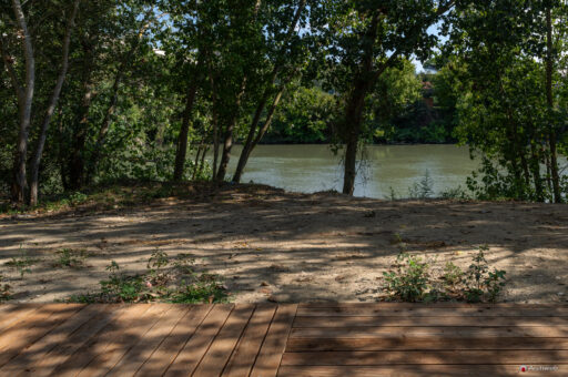 Parco d'affaccio fluviale Oasi di Ponte Milvio. Fotografie Archweb.com