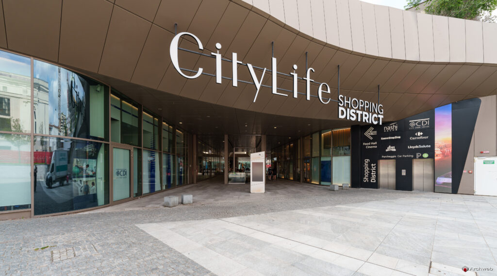 CityLife Shopping District a Milano progettato da Zaha Hadid Architecs. Fotografie © M.S. Archweb.com