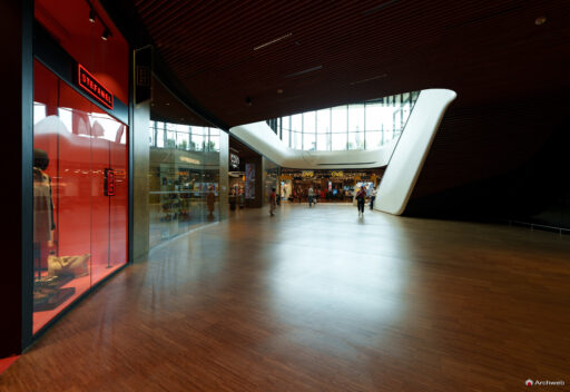 CityLife Shopping District a Milano progettato da Zaha Hadid Architecs. Fotografie © M.S. Archweb.com