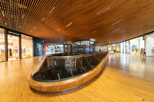 CityLife Shopping District a Milano progettato da Zaha Hadid Architecs. Fotografie © M.S. Archweb.com