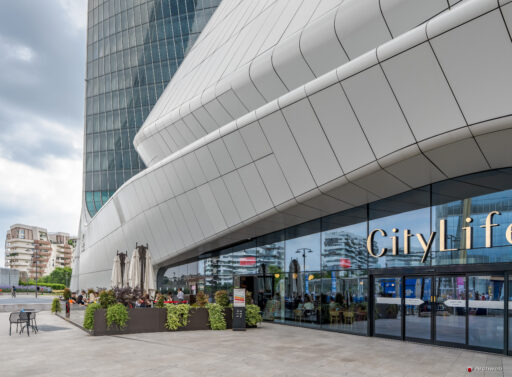 CityLife Shopping District a Milano progettato da Zaha Hadid Architecs. Fotografie © M.S. Archweb.com