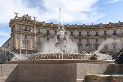 Fontana delle Naiadi a Piazza della Repubblica a Roma. Fotografie © M.S. Archweb.com