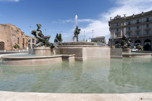 Fontana delle Naiadi a Piazza della Repubblica a Roma. Fotografie © M.S. Archweb.com