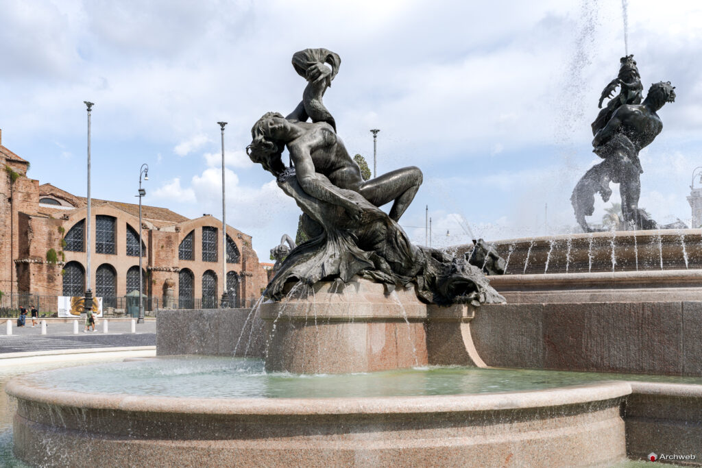 Fontana delle Naiadi a Piazza della Repubblica a Roma. Fotografie © M.S. Archweb.com